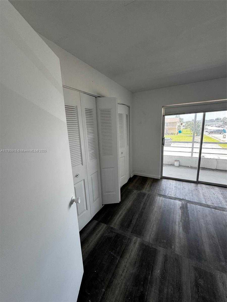 Small Image of 42 SHEFFIELD B #B, West Palm Beach Number 7