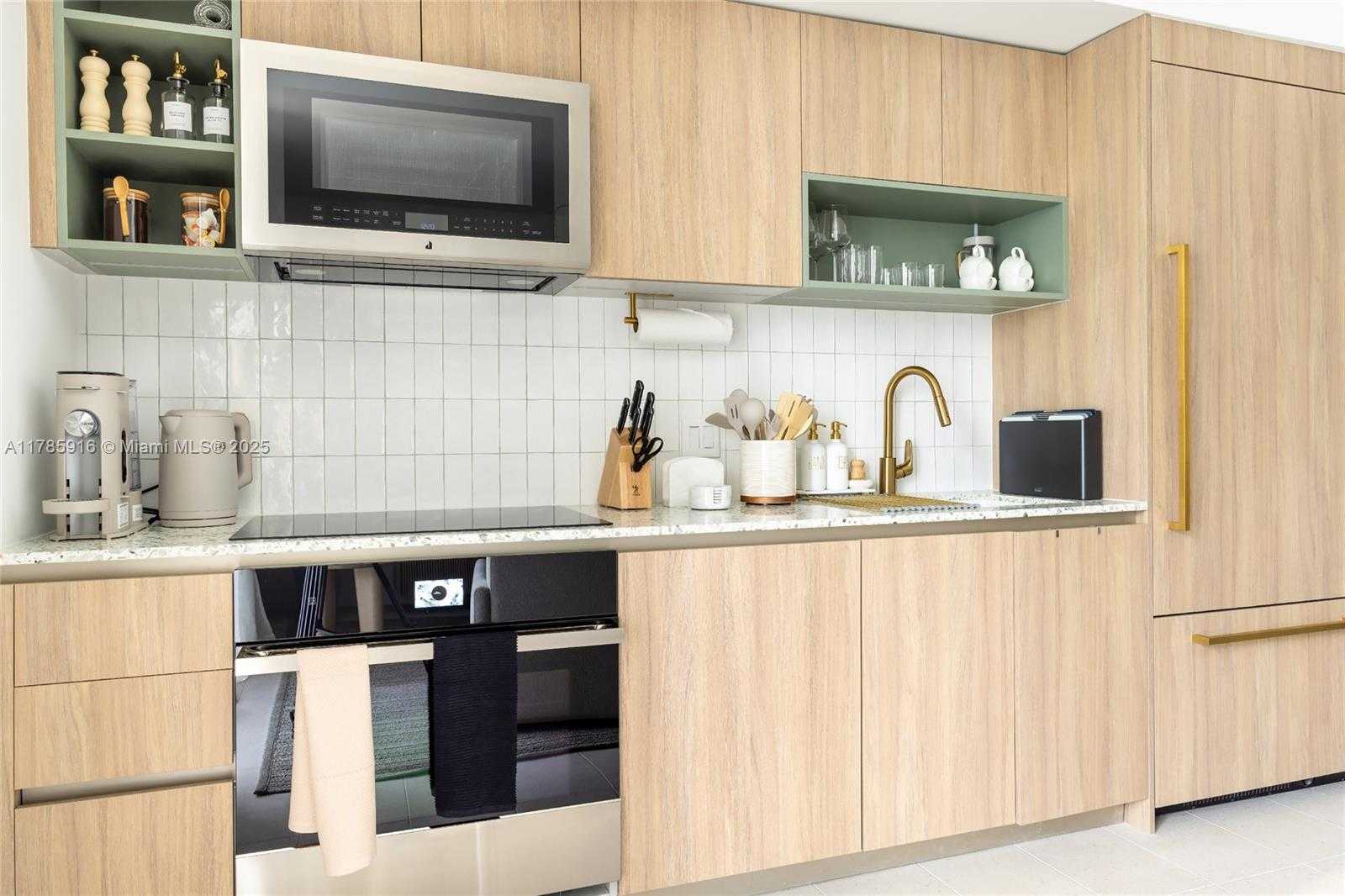 Small Image of 159 NORTH EAST 6TH ST #3701, Miami Number 20