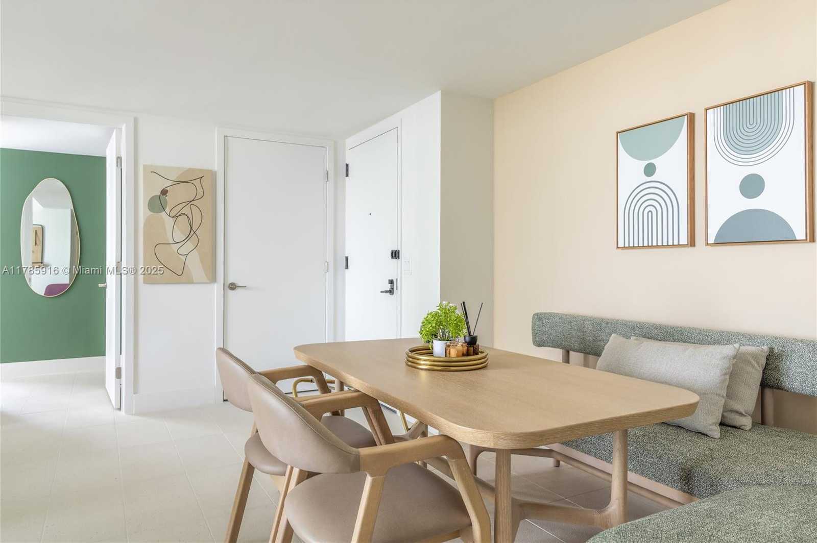Small Image of 159 NORTH EAST 6TH ST #3701, Miami Number 40