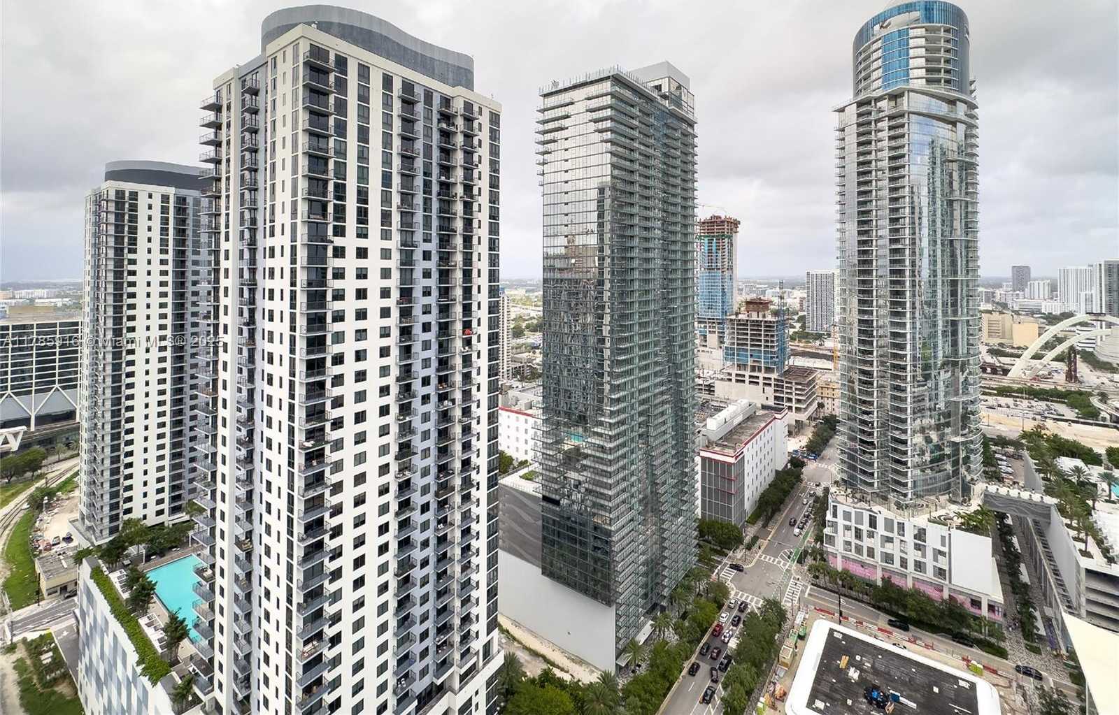Small Image of 159 NORTH EAST 6TH ST #3701, Miami Number 79