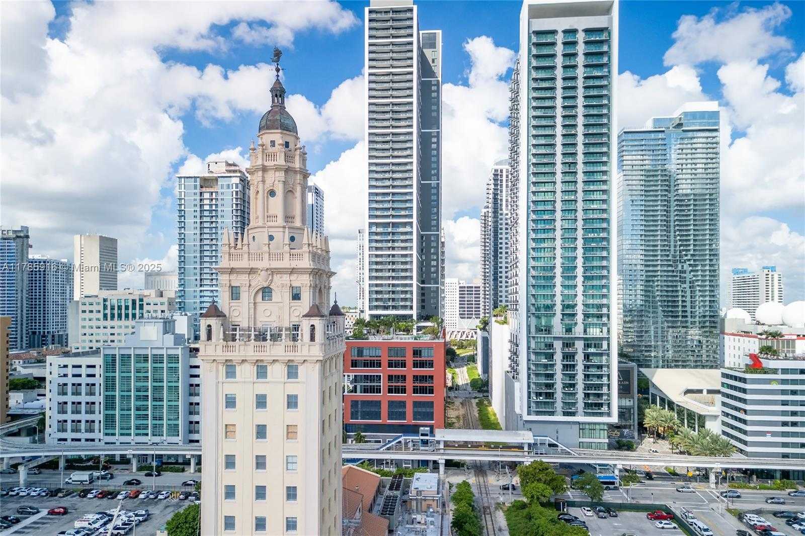 Small Image of 159 NORTH EAST 6TH ST #3701, Miami Number 80