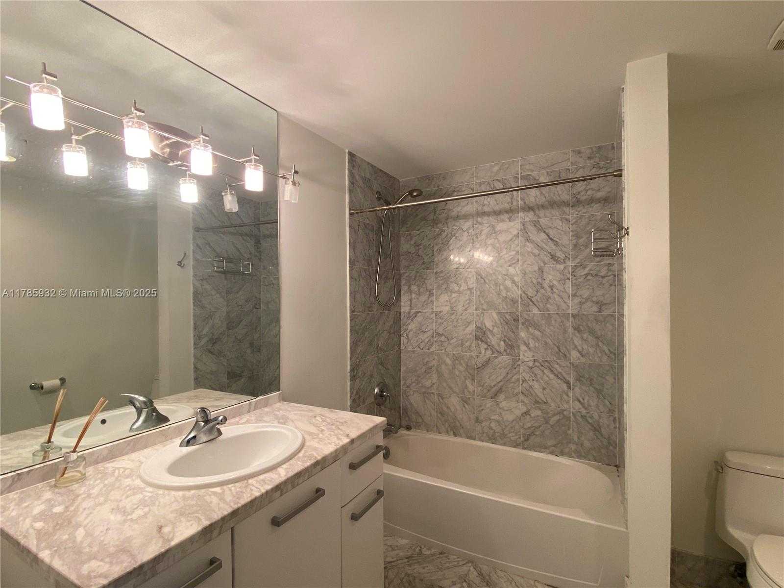 Small Image of 253 NORTH EAST 2ND ST #324, Miami Number 16