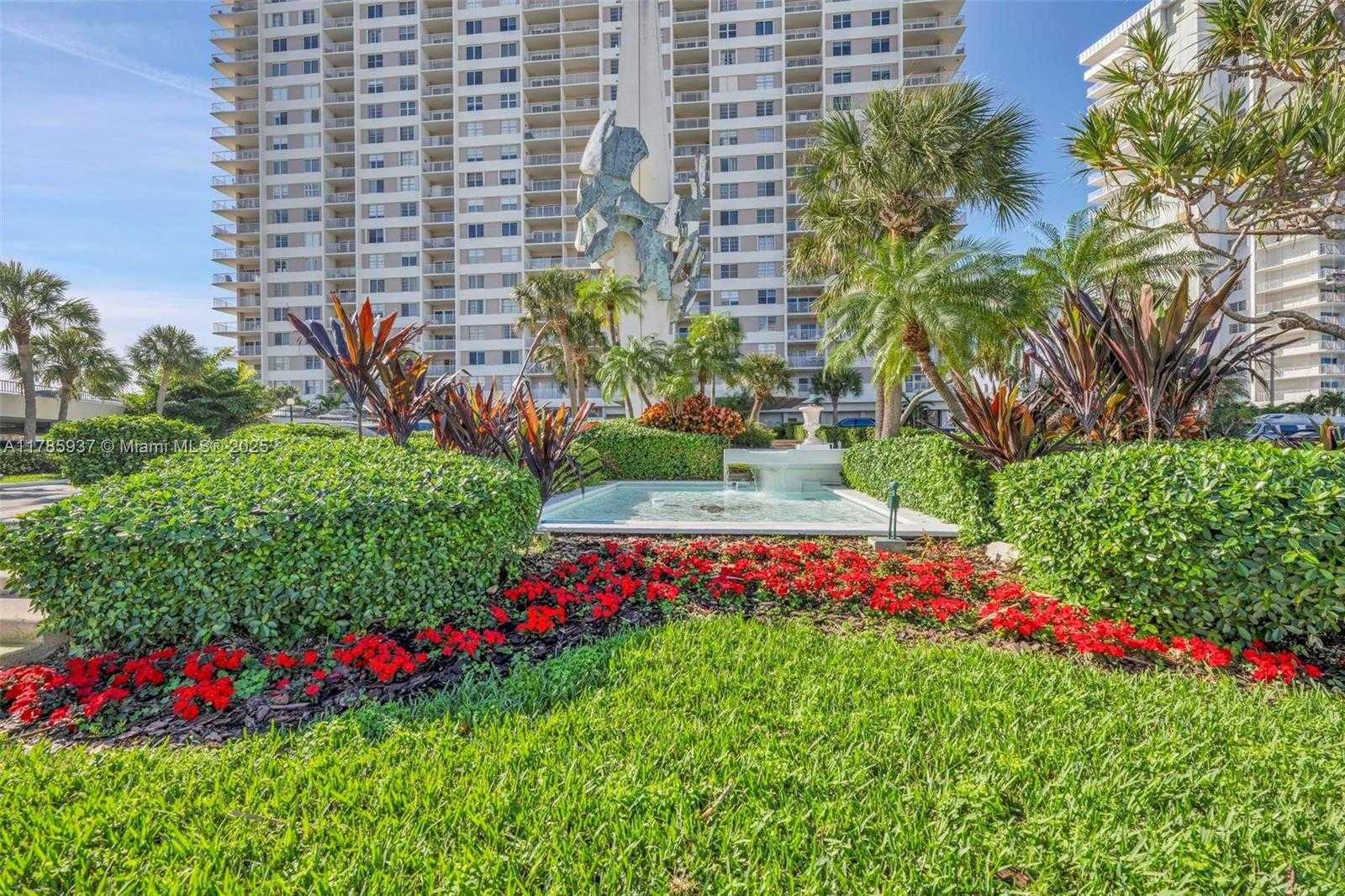 Small Image of 300 BAYVIEW DR #1606, Sunny Isles Beach Number 39