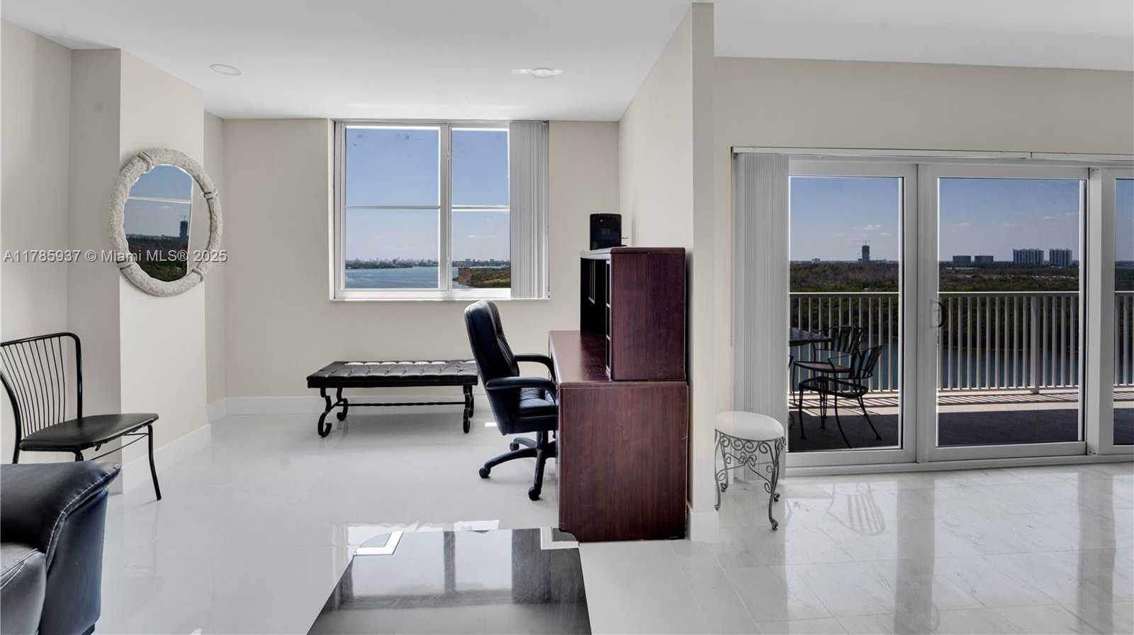 Small Image of 300 BAYVIEW DR #1606, Sunny Isles Beach Number 9