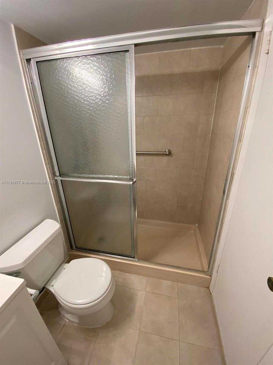 Small Image of 381 FANSHAW J #381, Boca Raton Number 10