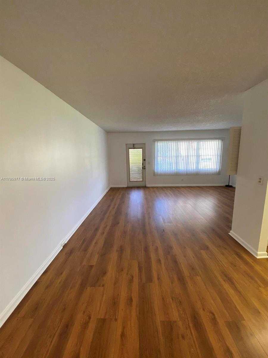 Small Image of 381 FANSHAW J #381, Boca Raton Number 2