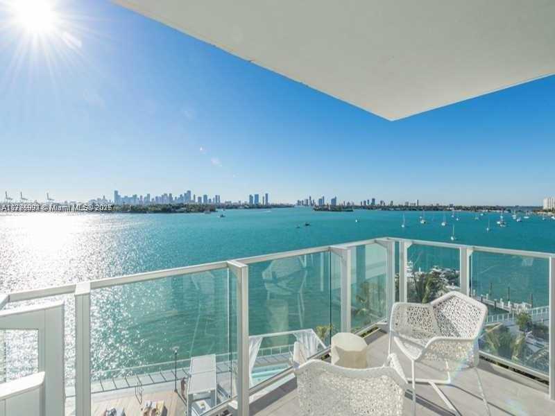 Small Image of 1100 WEST AVE #416, Miami Beach Number 10