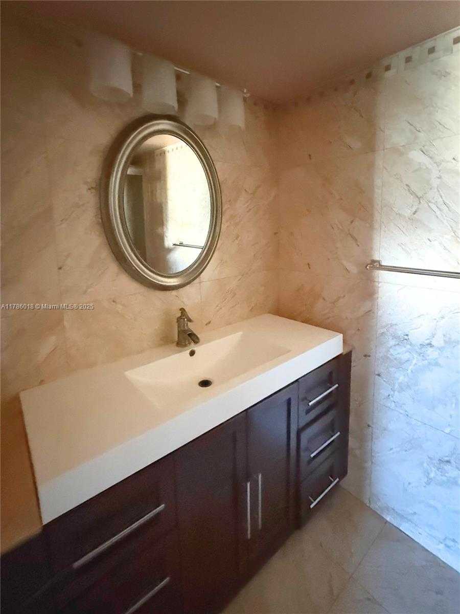 Small Image of 942 NORTH EAST 199TH ST #4A, Miami Number 16