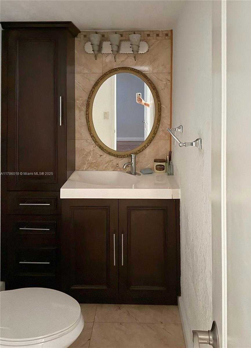 Small Image of 942 NORTH EAST 199TH ST #4A, Miami Number 17