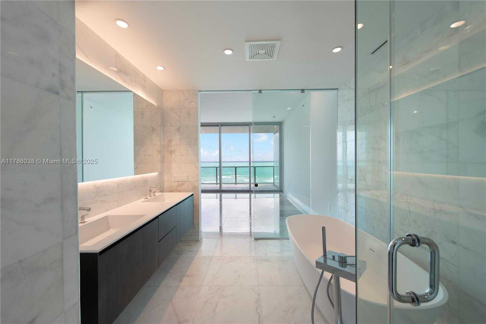 Small Image of 6901 COLLINS AVE #401, Miami Beach Number 15