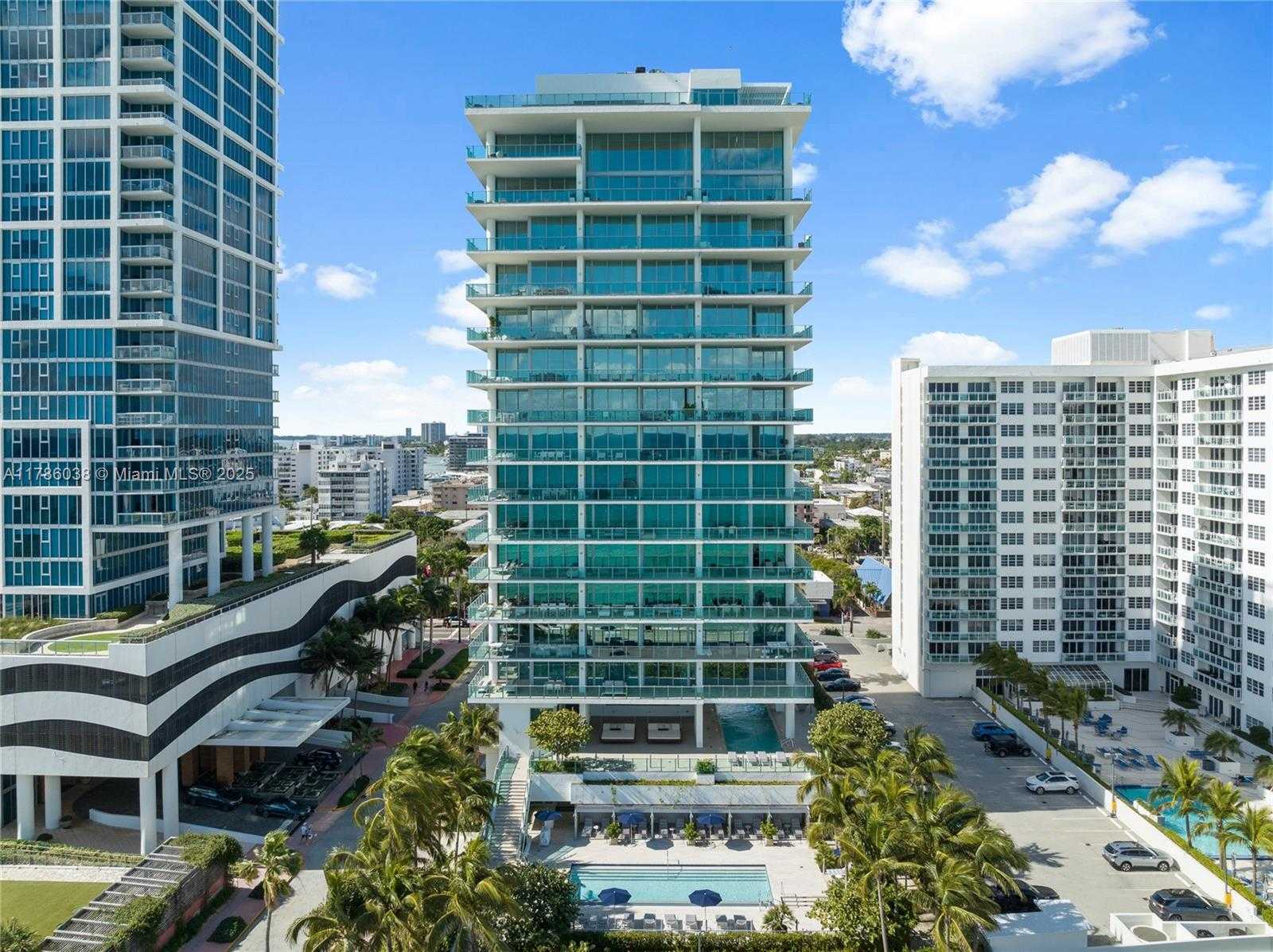 Small Image of 6901 COLLINS AVE #401, Miami Beach Number 2