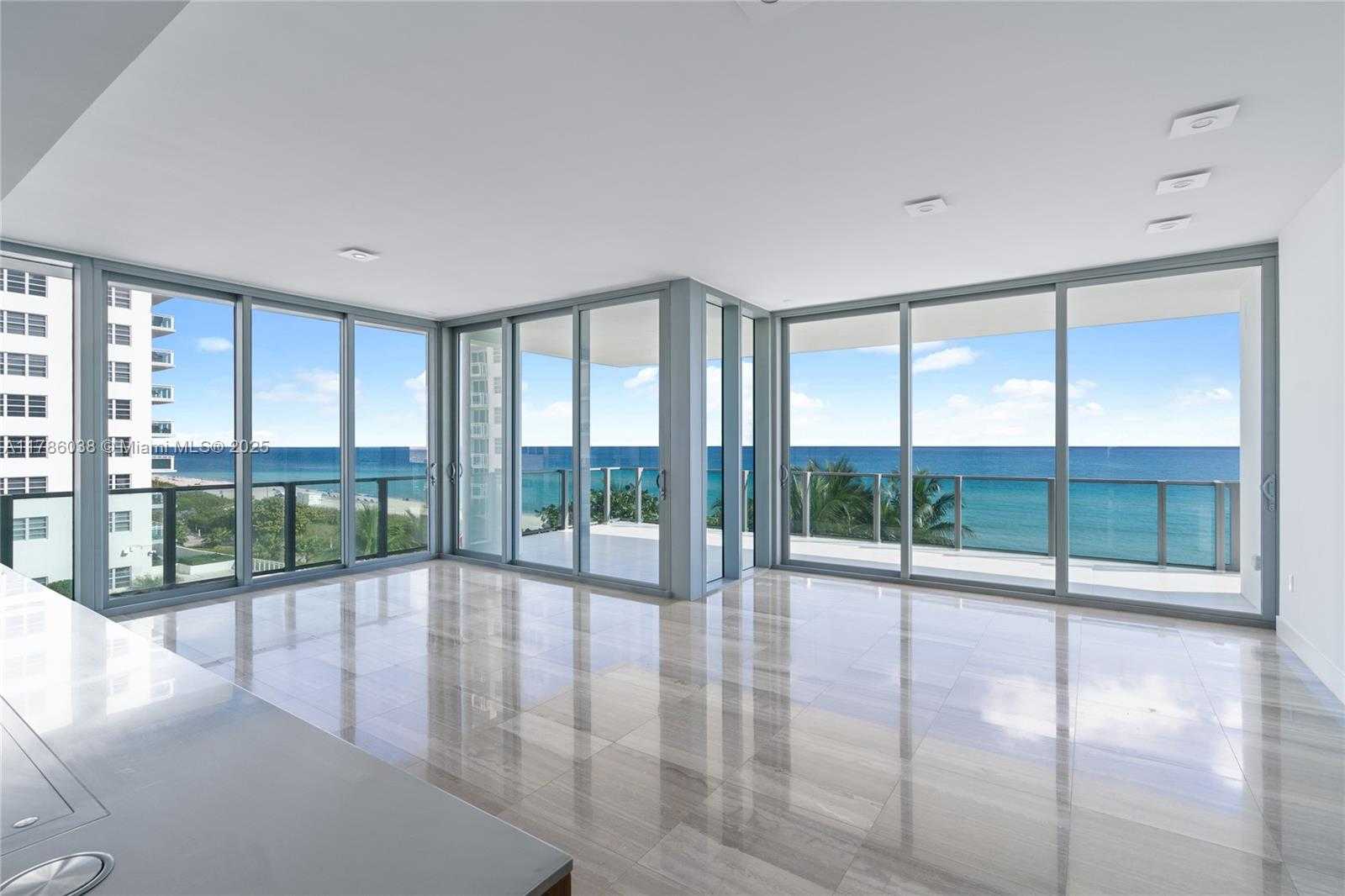 Small Image of 6901 COLLINS AVE #401, Miami Beach Number 3