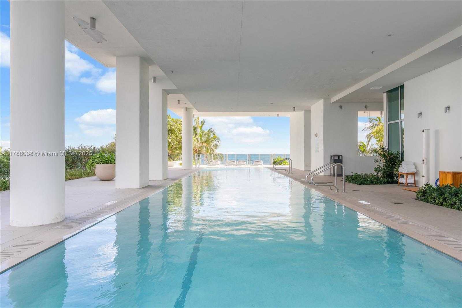 Small Image of 6901 COLLINS AVE #401, Miami Beach Number 31