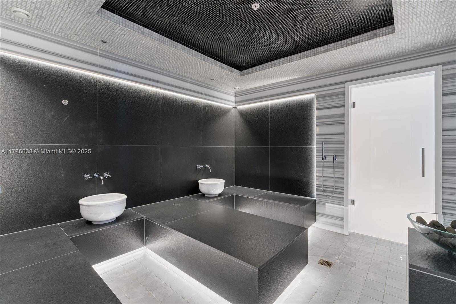 Small Image of 6901 COLLINS AVE #401, Miami Beach Number 33