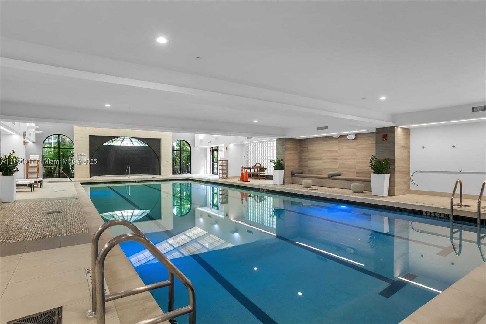 Small Image of 2000 ISLAND BLVD #1704, Aventura Number 46