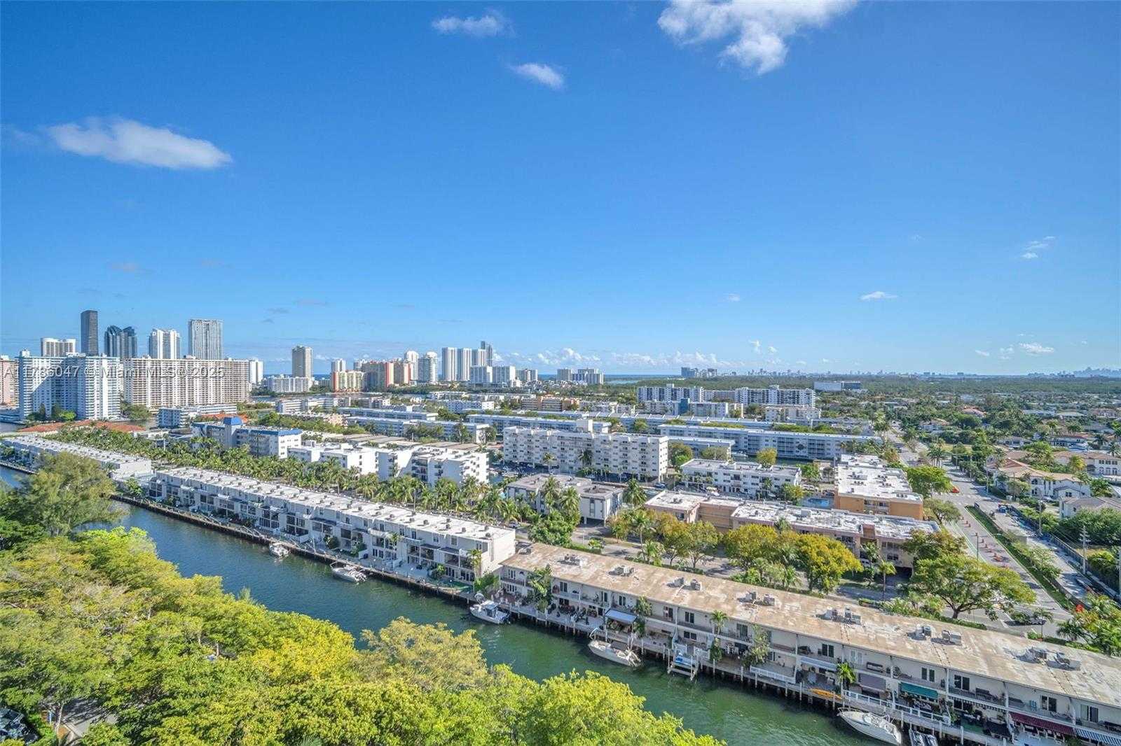 Small Image of 2000 ISLAND BLVD #1704, Aventura Number 47