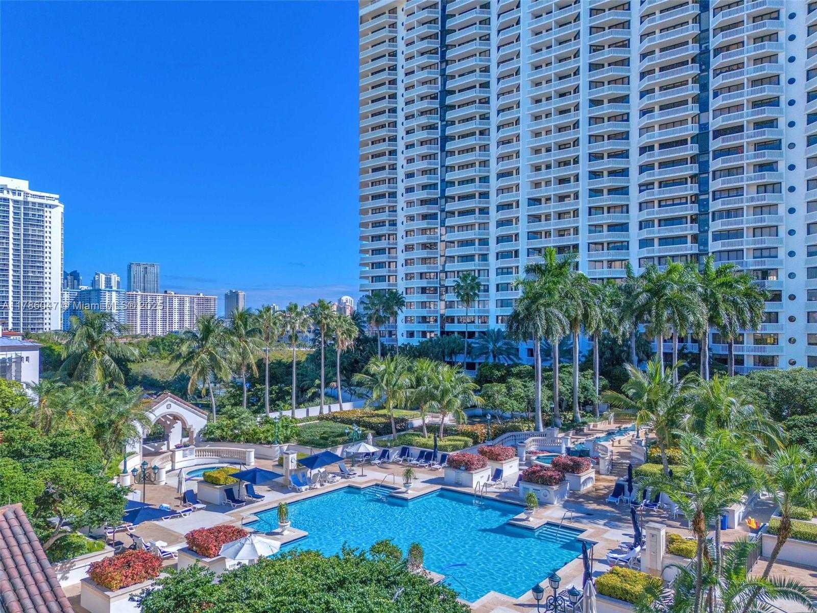 Small Image of 2000 ISLAND BLVD #1704, Aventura Number 61