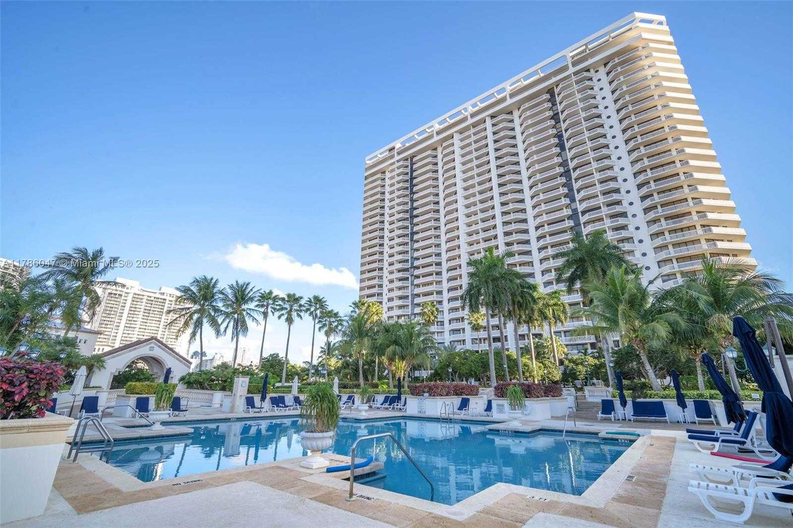Small Image of 2000 ISLAND BLVD #1704, Aventura Number 63