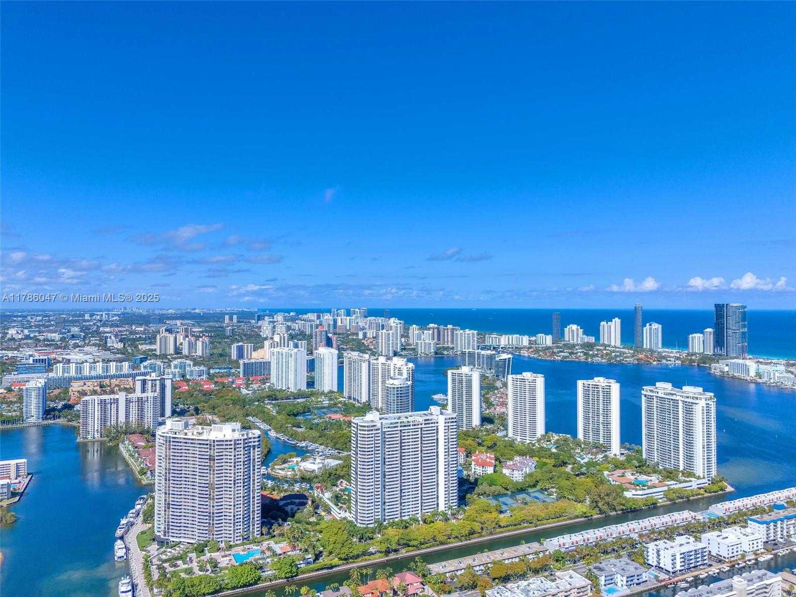 Small Image of 2000 ISLAND BLVD #1704, Aventura Number 71