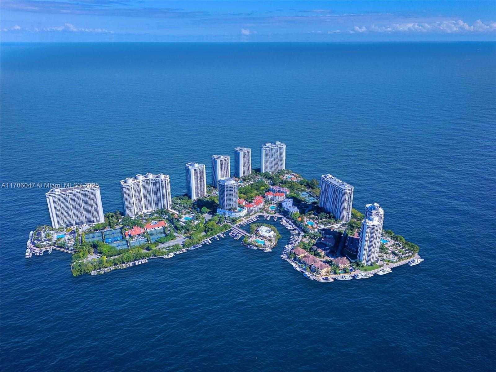Small Image of 2000 ISLAND BLVD #1704, Aventura Number 73