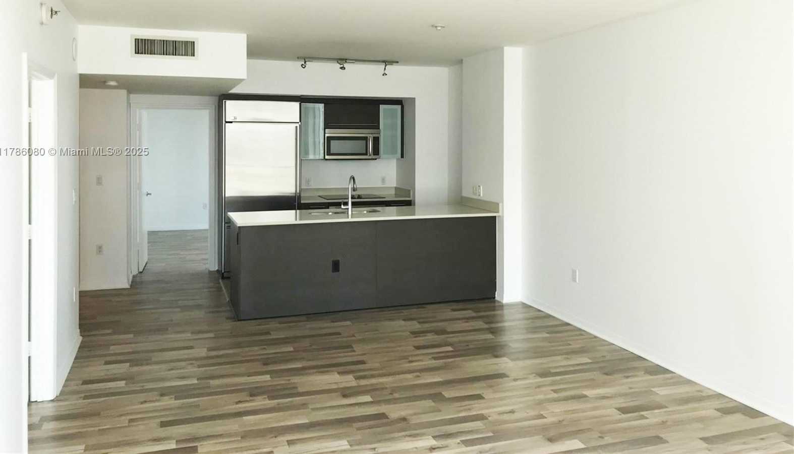 Small Image of 55 SOUTH EAST 6TH ST #1610, Miami Number 3