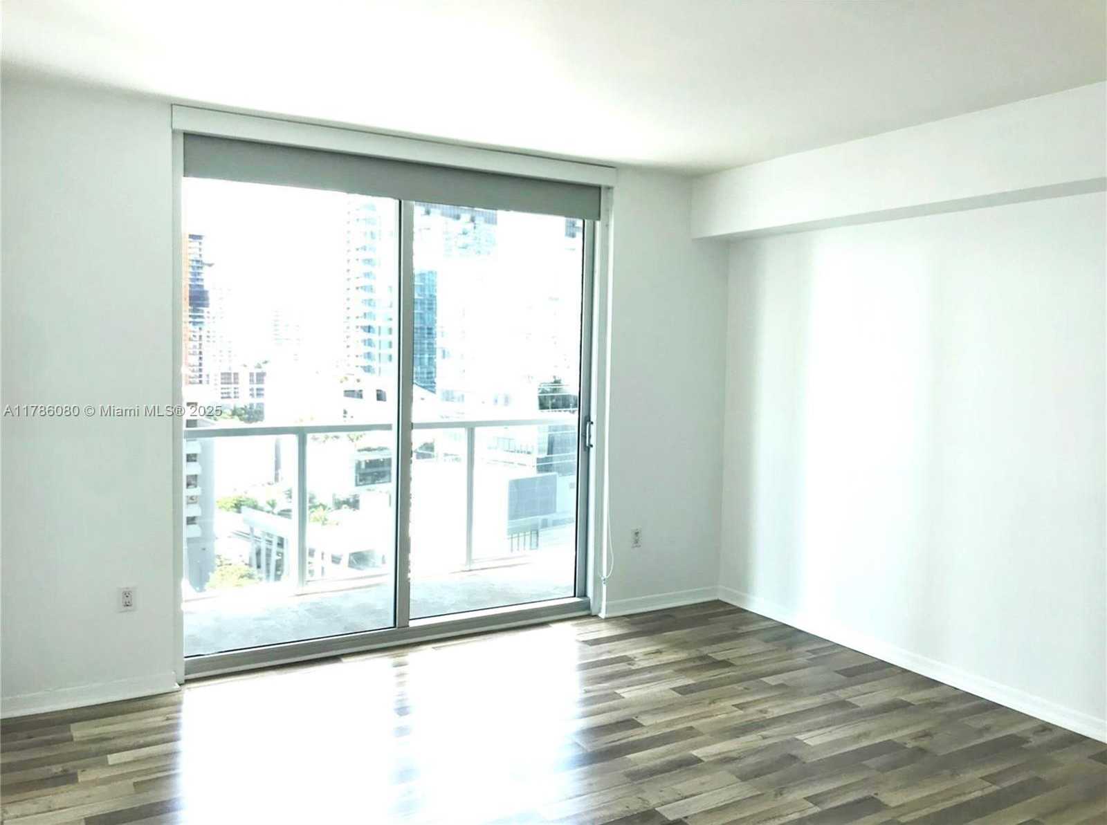 Small Image of 55 SOUTH EAST 6TH ST #1610, Miami Number 4
