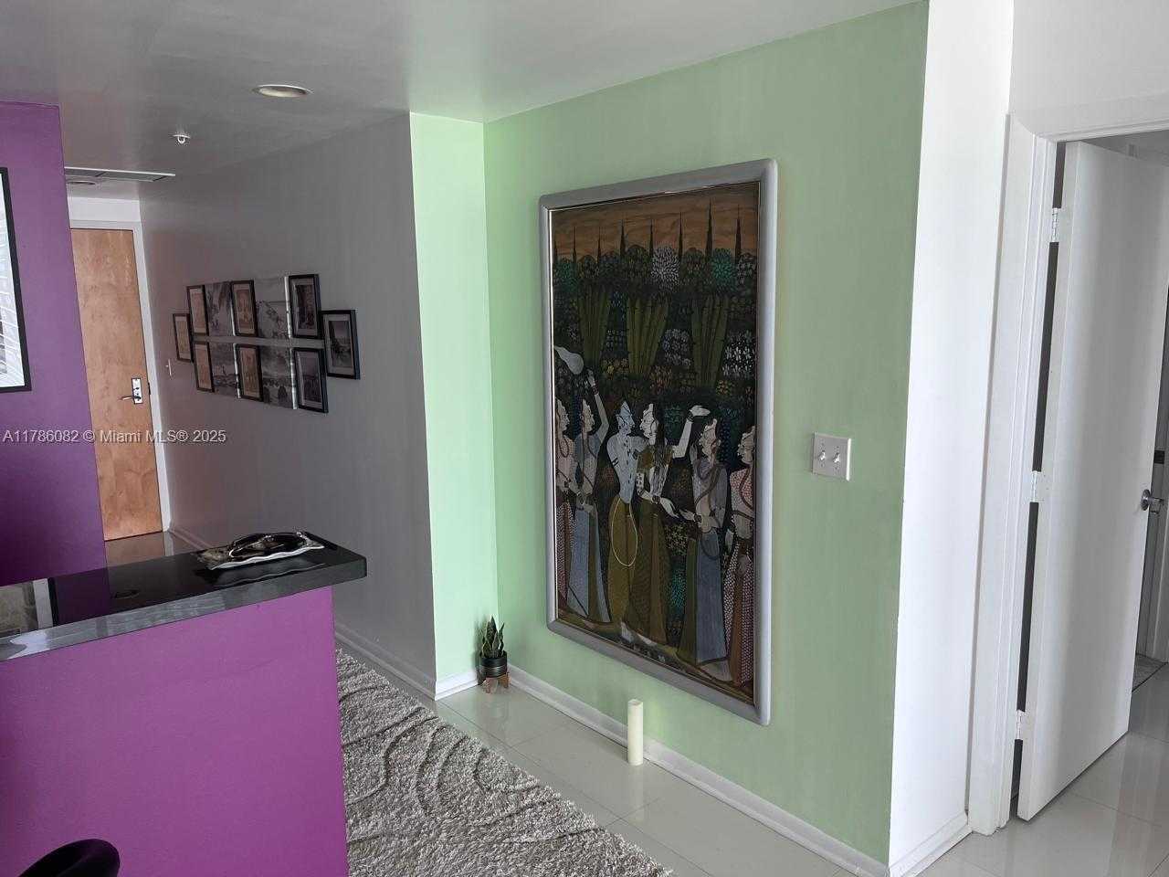 Small Image of 244 Biscayne Blvd, Miami, FL 33132, USA Number 17
