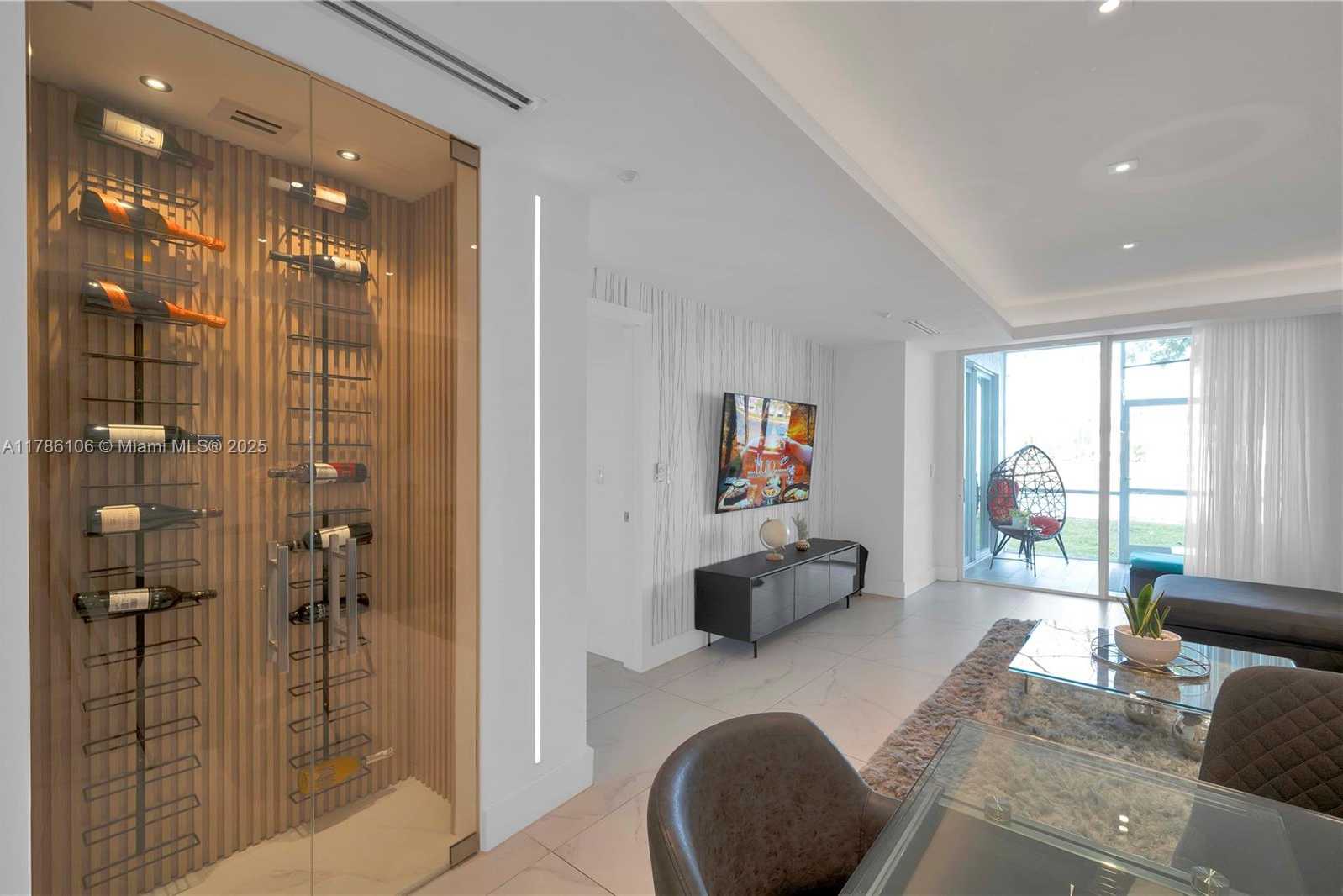 Small Image of 10700 NORTH WEST 66TH ST #103, Doral Number 11