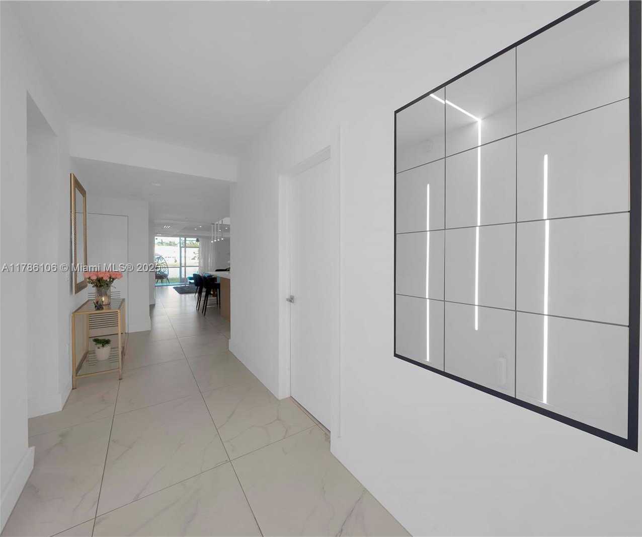 Small Image of 10700 NORTH WEST 66TH ST #103, Doral Number 2
