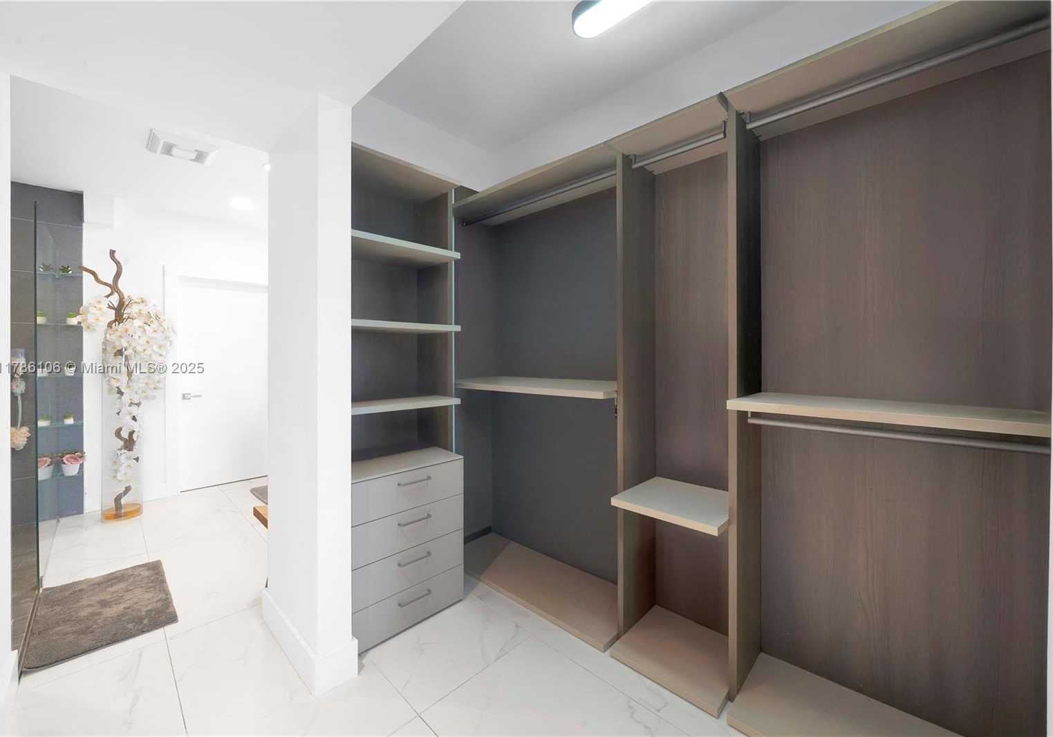 Small Image of 10700 NORTH WEST 66TH ST #103, Doral Number 23