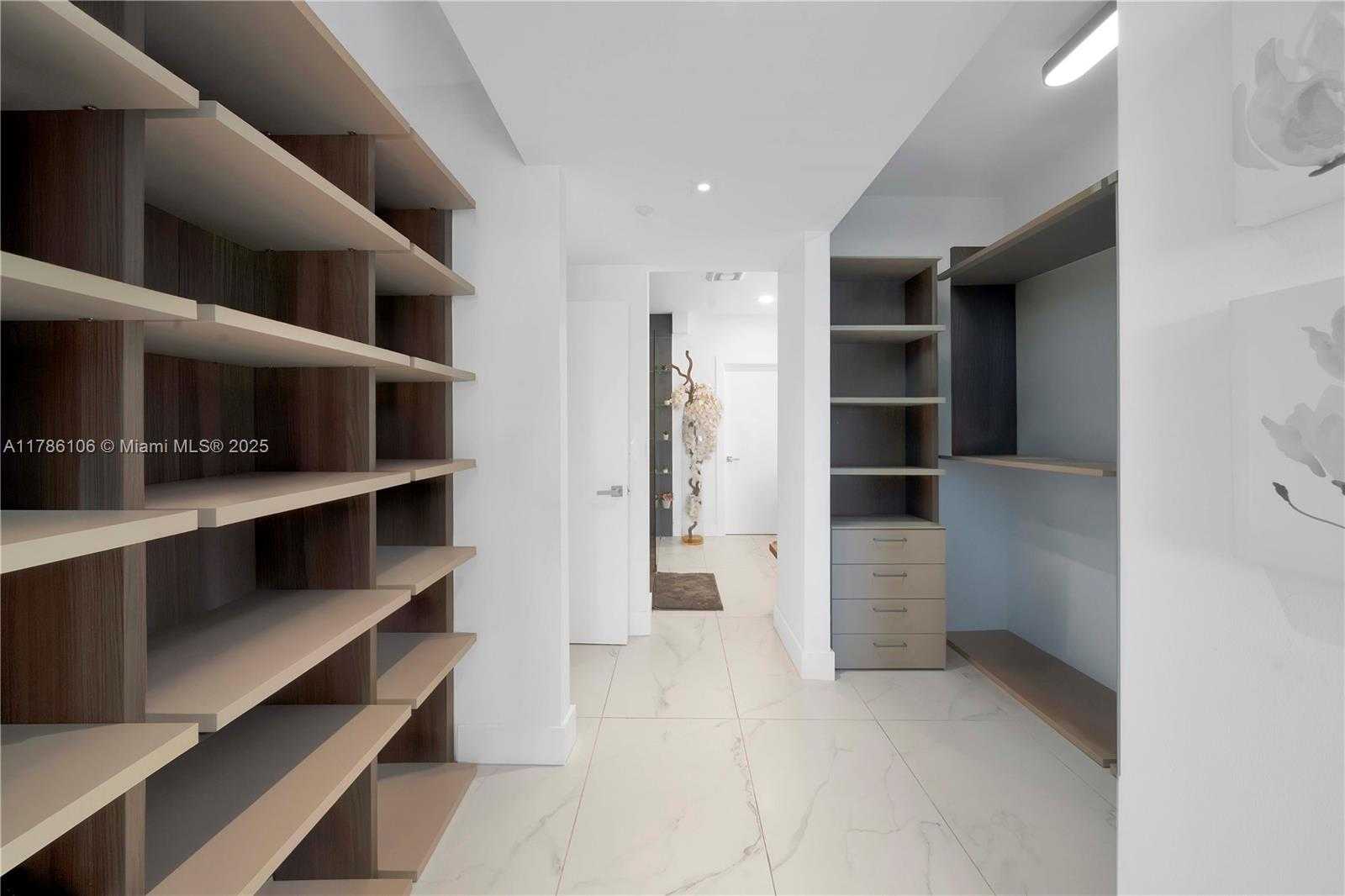 Small Image of 10700 NORTH WEST 66TH ST #103, Doral Number 24
