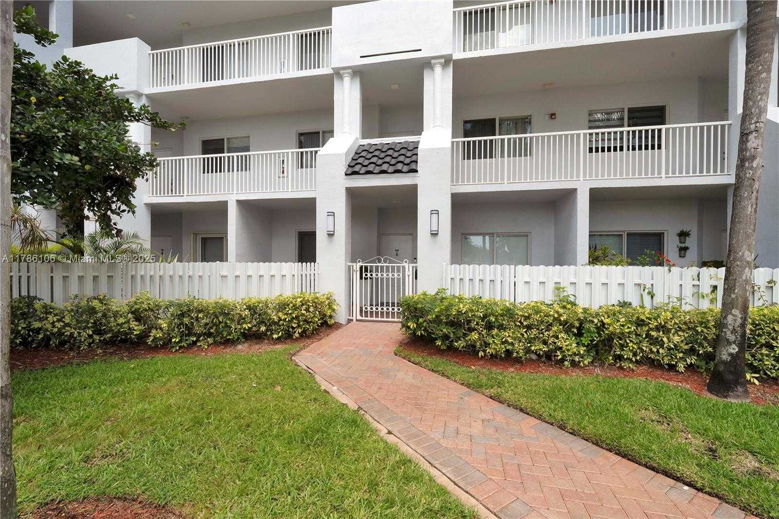 Small Image of 10700 NORTH WEST 66TH ST #103, Doral Number 28