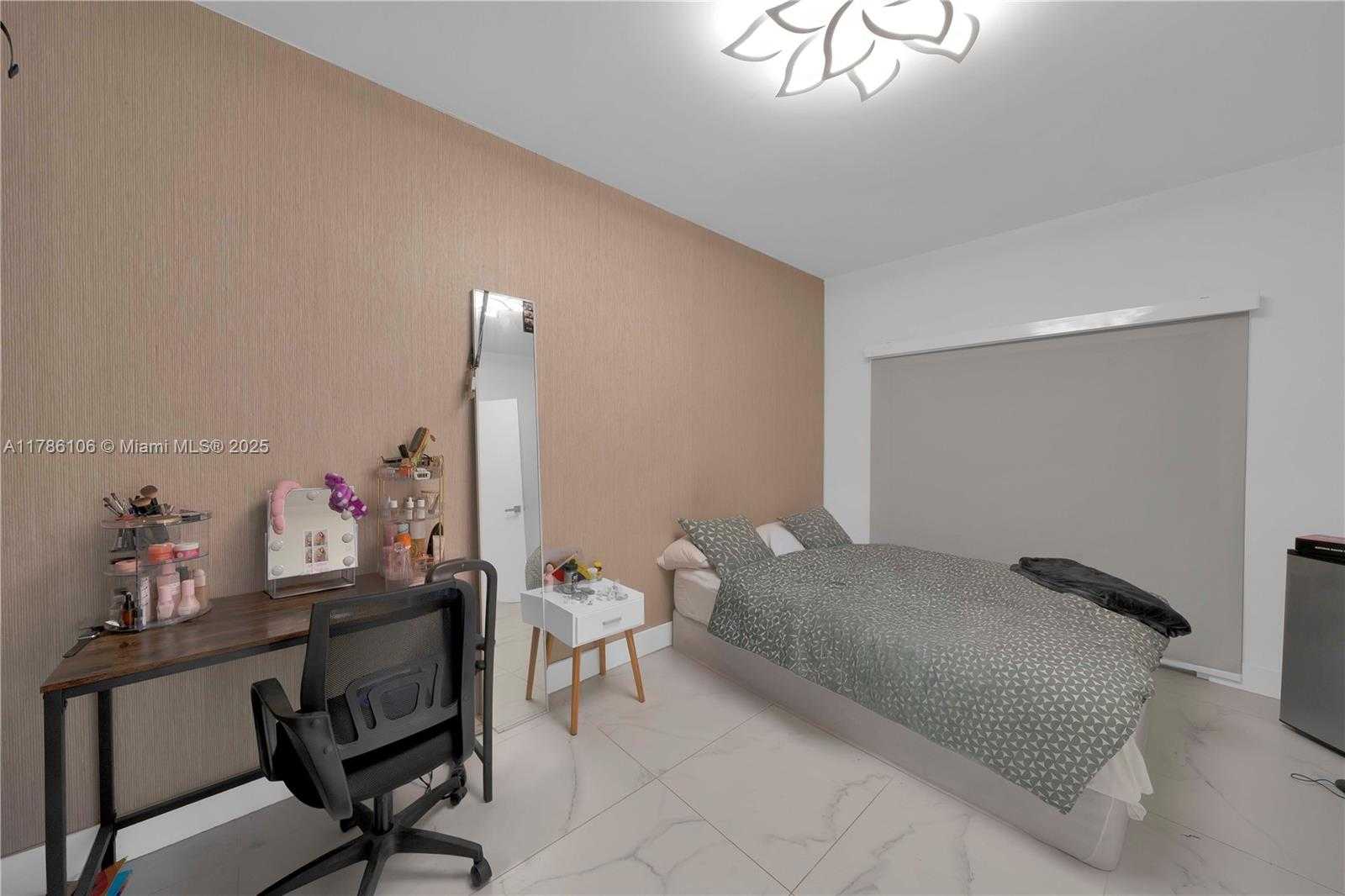 Small Image of 10700 NORTH WEST 66TH ST #103, Doral Number 3
