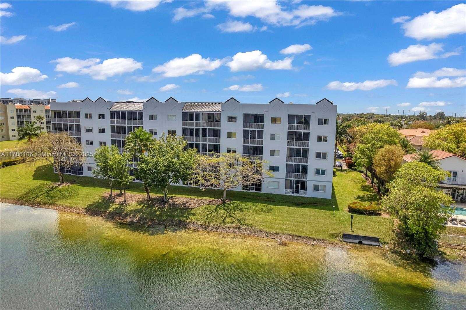 Small Image of 10700 NORTH WEST 66TH ST #103, Doral Number 36