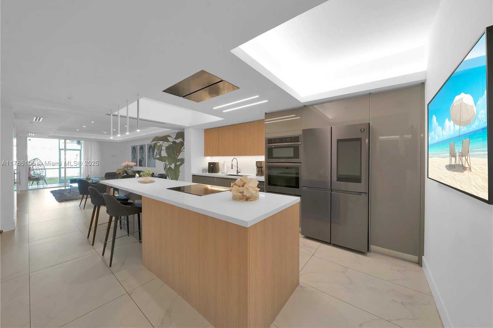 Small Image of 10700 NORTH WEST 66TH ST #103, Doral Number 6