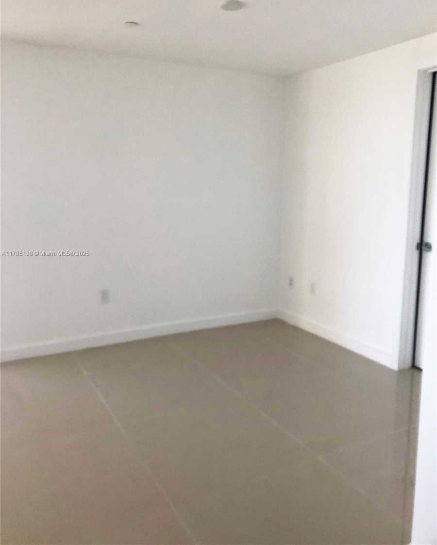 Small Image of 488 NORTH EAST 18TH ST #215, Miami Number 7