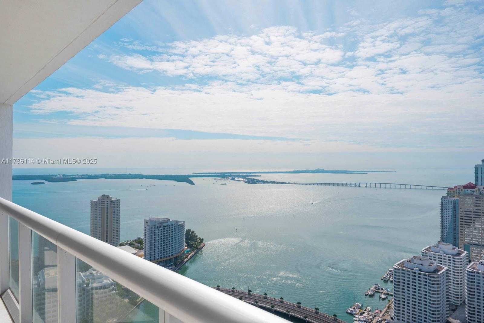 Small Image of 495 BRICKELL AVE #3509, Miami Number 12