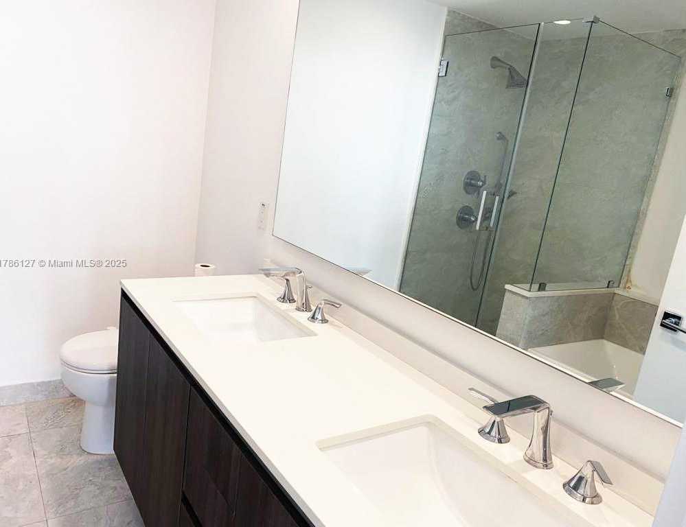 Small Image of 488 NORTH EAST 18TH ST #4905, Miami Number 9