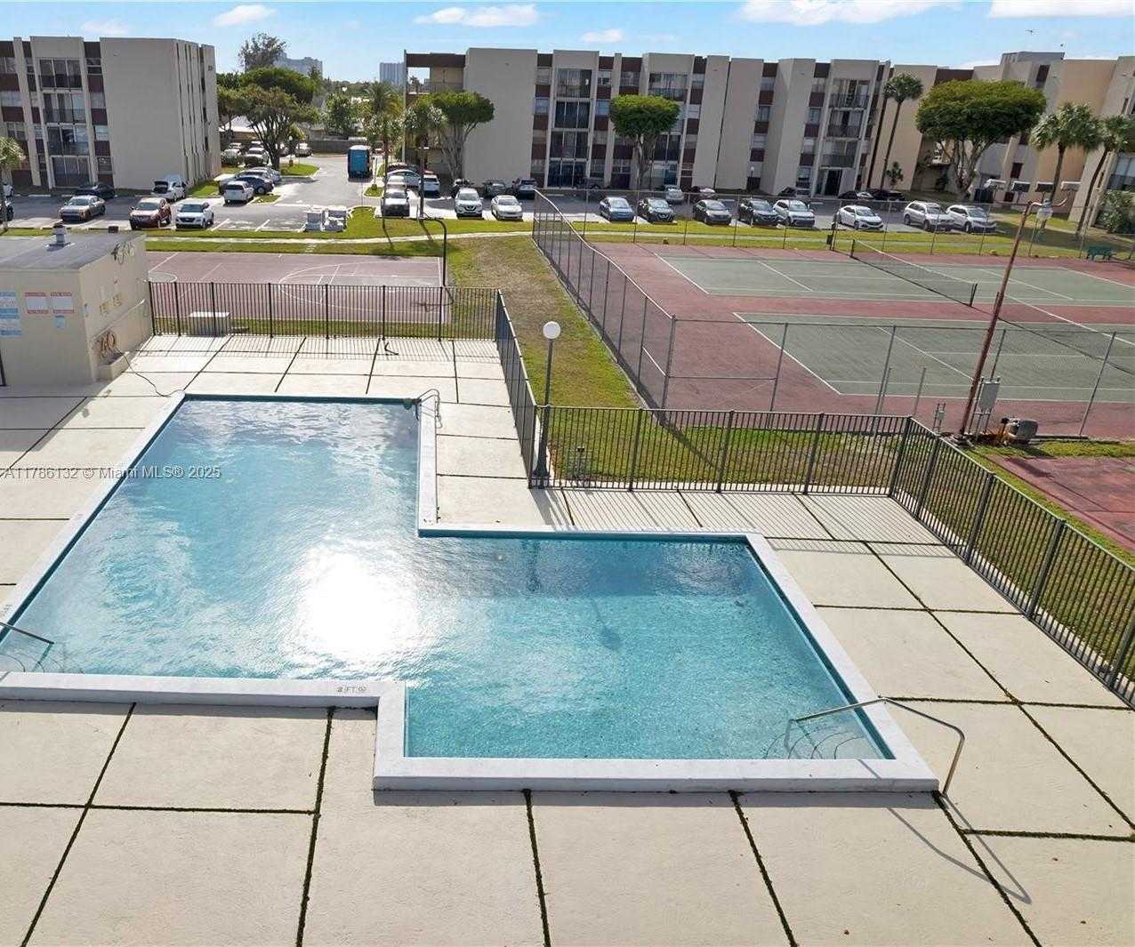 Small Image of 9411 SOUTH WEST 4TH ST #203, Miami Number 12