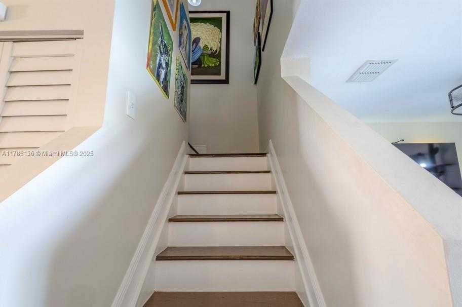 Small Image of 17718 SOUTH WEST 139TH CT, Miami Number 17