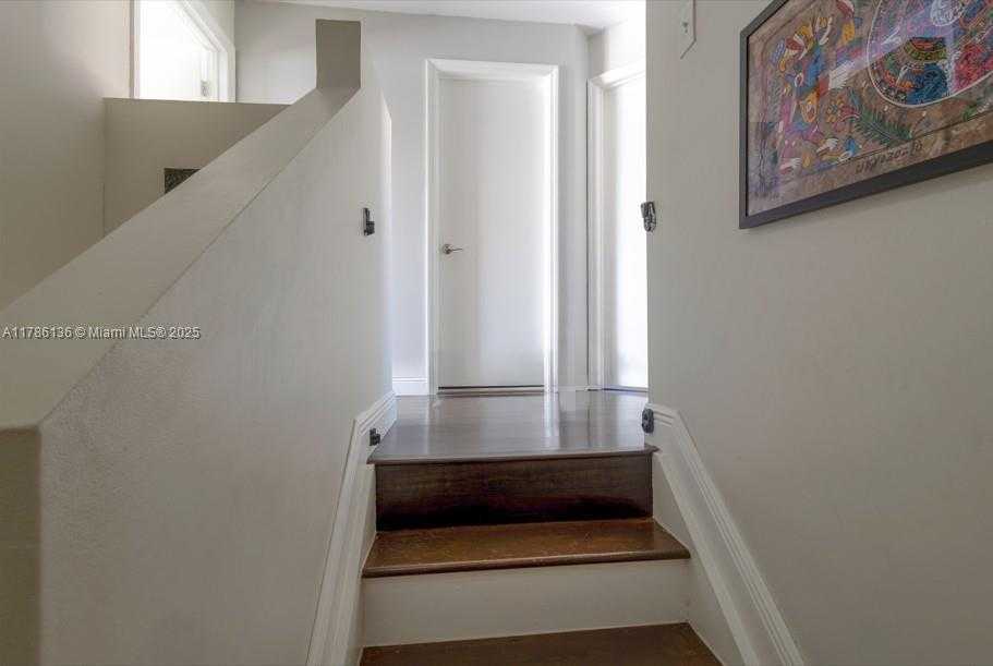 Small Image of 17718 SOUTH WEST 139TH CT, Miami Number 18