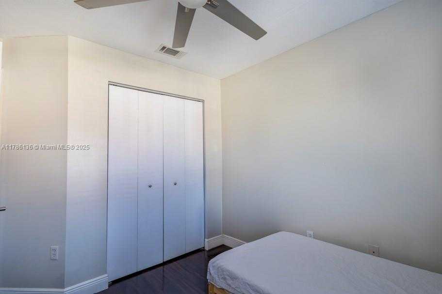Small Image of 17718 SOUTH WEST 139TH CT, Miami Number 22