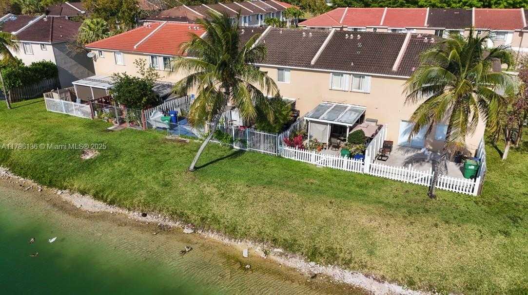 Small Image of 17718 SOUTH WEST 139TH CT, Miami Number 30