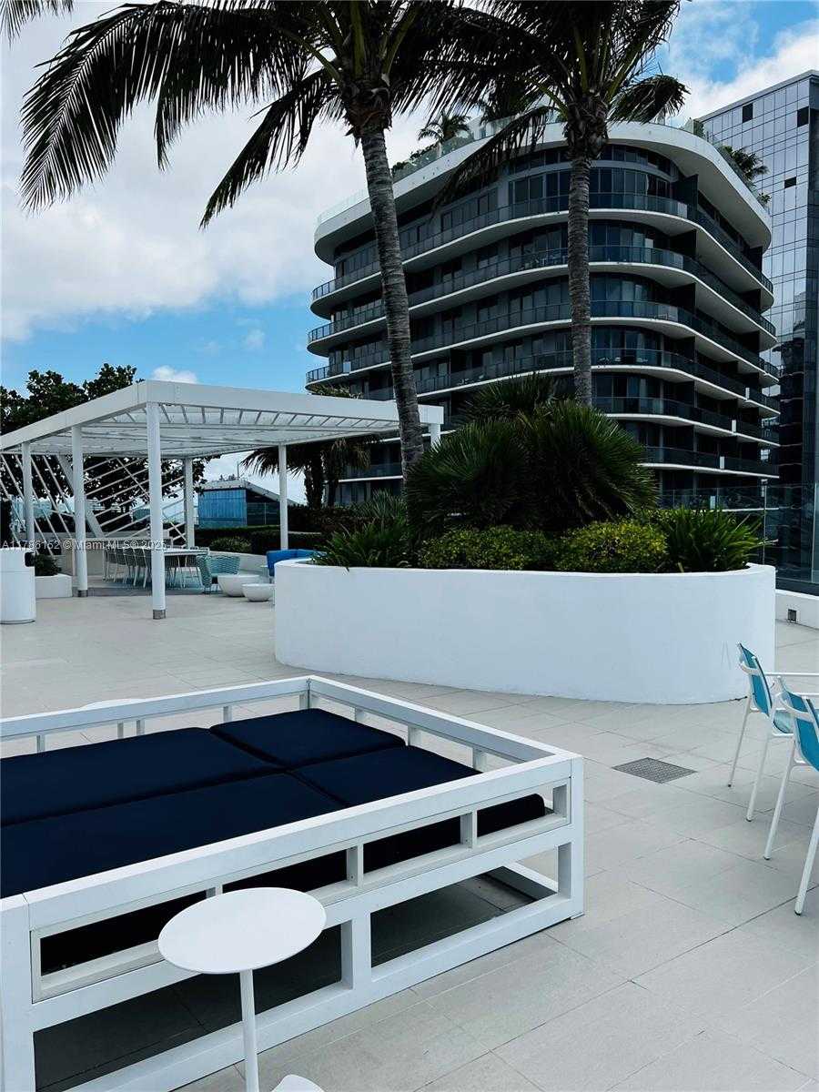 Small Image of 45 SOUTH WEST 9TH ST #2004, Miami Number 26