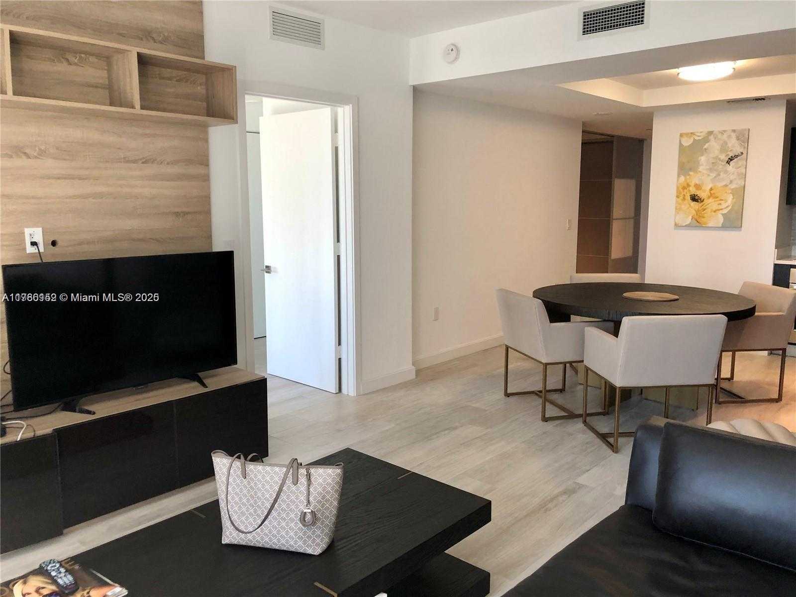Small Image of 45 SOUTH WEST 9TH ST #2004, Miami Number 9