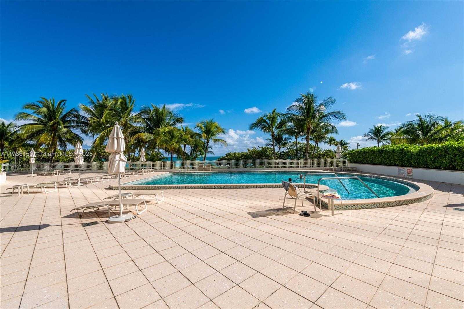 Small Image of 10205 COLLINS AVE #404, Bal Harbour Number 54
