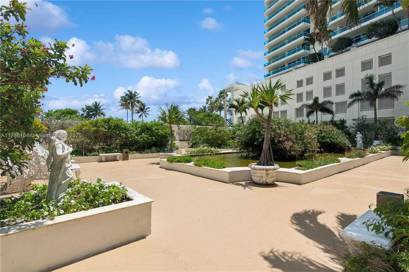 Small Image of 5055 COLLINS AVE #10J, Miami Beach Number 24