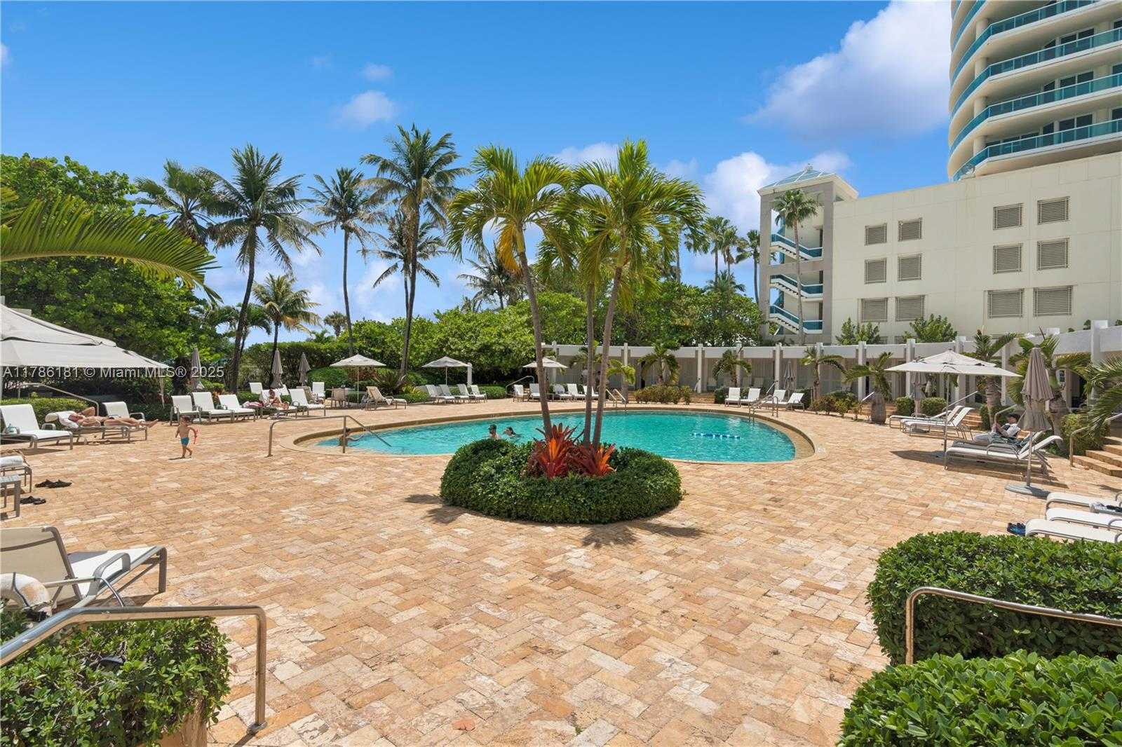 Small Image of 5055 COLLINS AVE #5F, Miami Beach Number 13