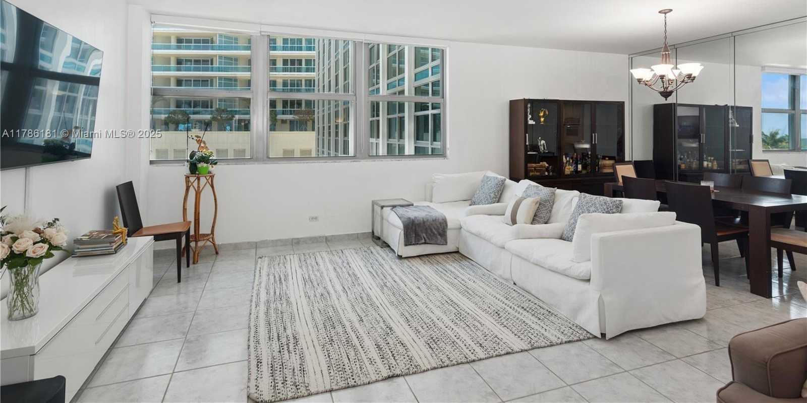 Small Image of 5055 COLLINS AVE #5F, Miami Beach Number 2