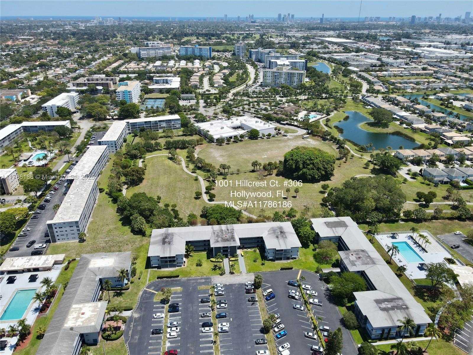 Small Image of 1001 HILLCREST CT #306, Hollywood Number 31